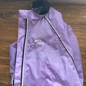 •Brooks windbreaker•